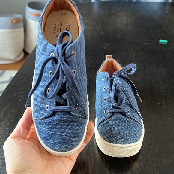 Tom’s kids (boy) blue tie up shoes, Youth Cordones Sneaker - Picture 3 of 6
